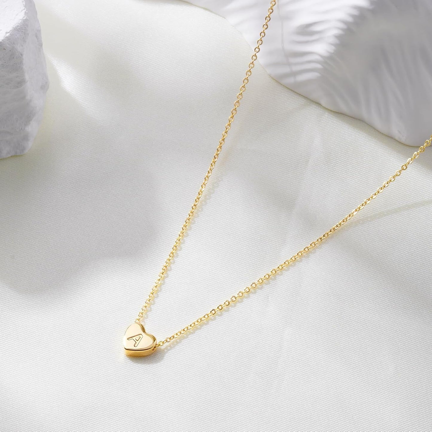 Heart Initial Necklaces for Women Girls - 14K Gold Plated Heart Pendant Letter Alphabet Necklace Letter Initial Necklace Gifts for Girls Teens
